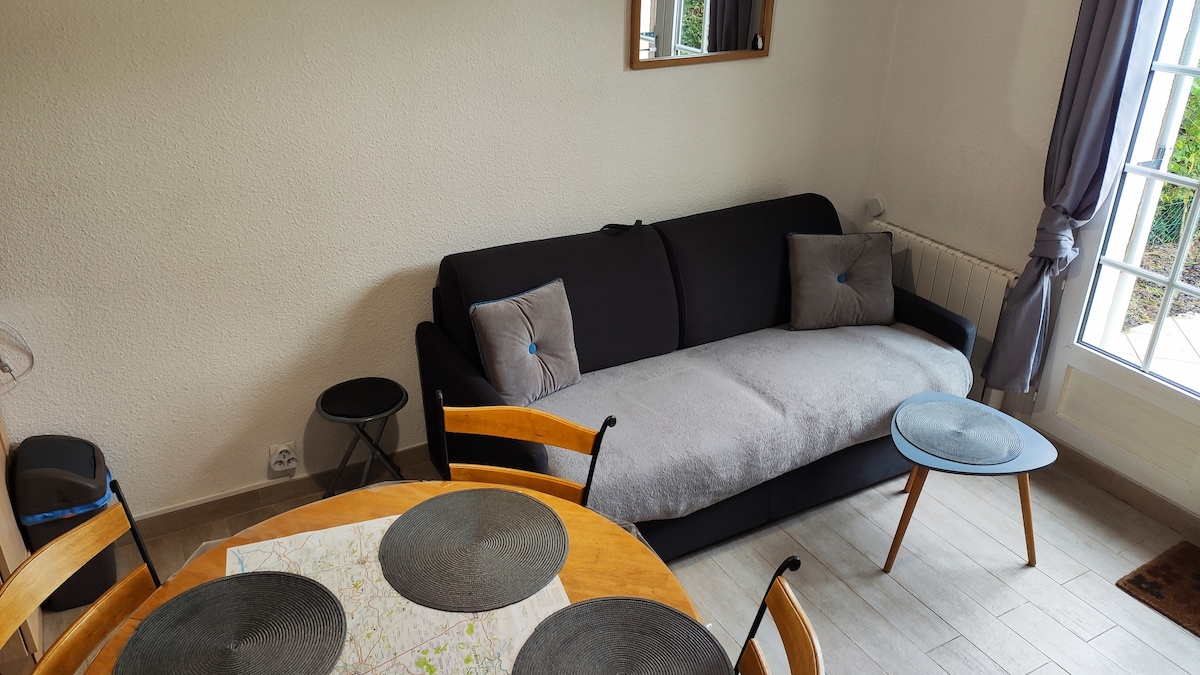 客厅沙发床景观