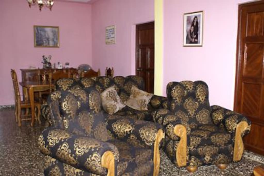 Lliving room
