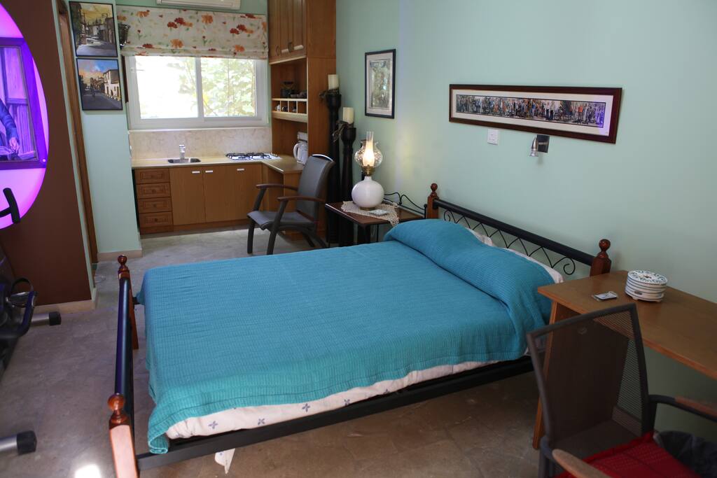 Studio No 1