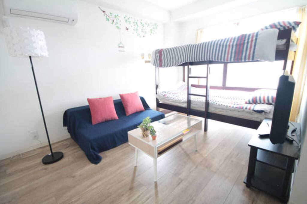 clean bed room