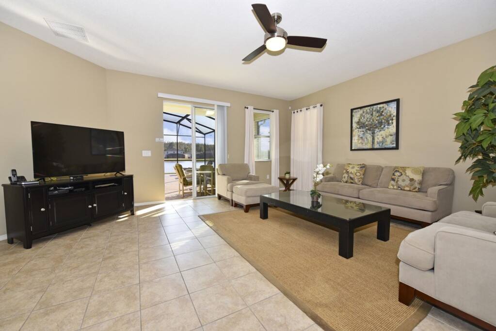 Entertainment Center, Home Theater, Indoors, Living Room, Room