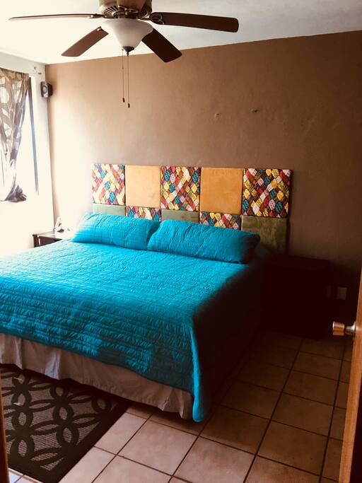 Recamara Principal con cama King size