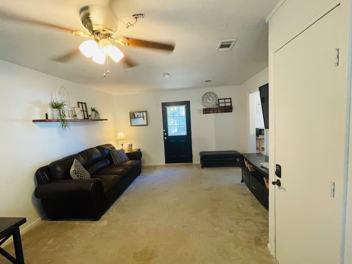 Quiet Country Living 1 Mile From Town - McKinney, TX