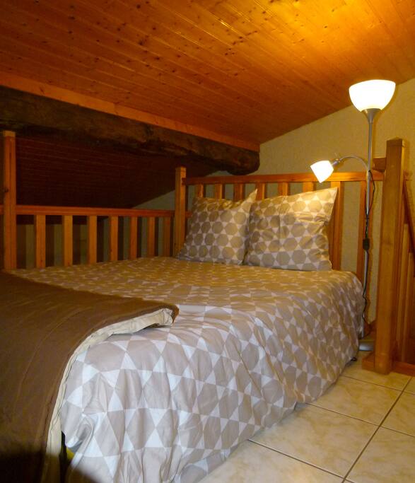 Votre lit
BZ 140 * 190cm