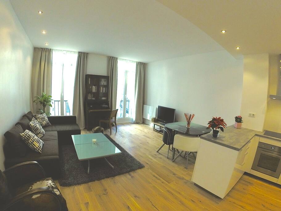 Un salon tres lumineux