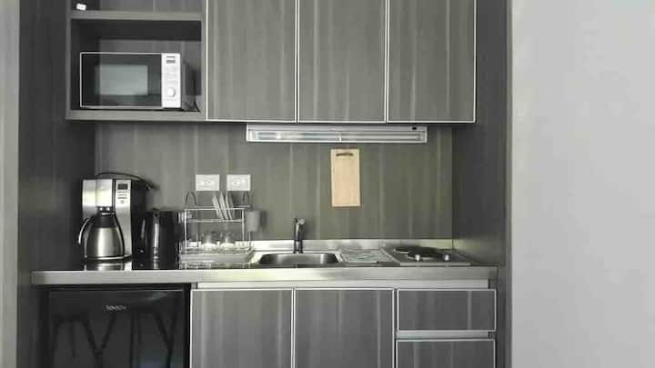 Estudio amoblado con balcón en Palermo