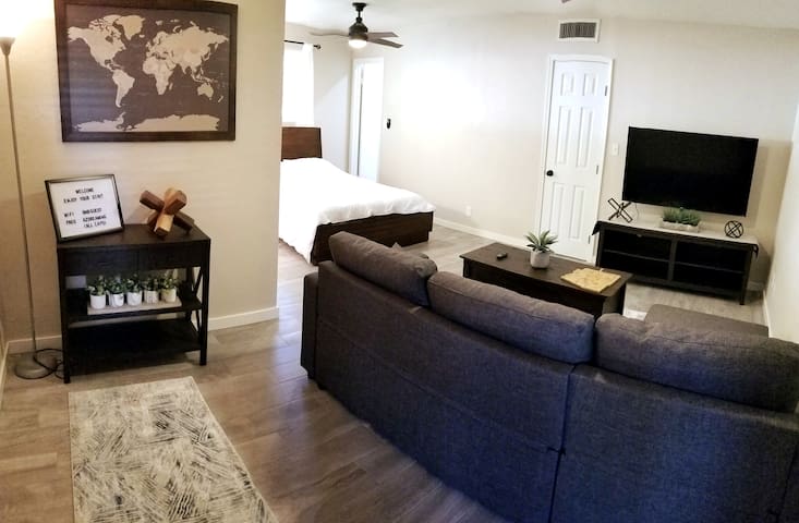 Private Guest Suite in the Heart of Tempe!