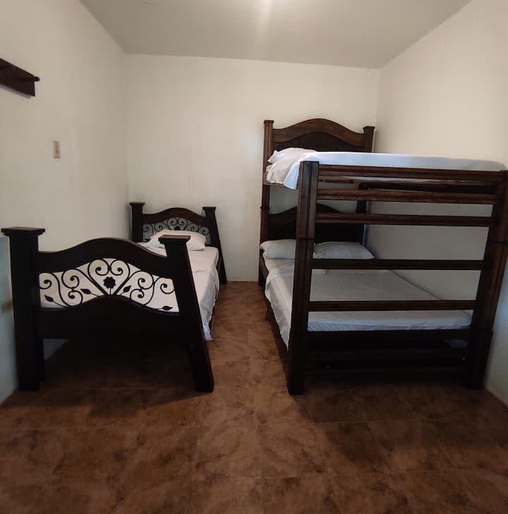 საძინებელი 3