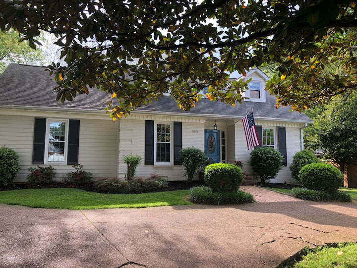 Southern Delight near Belmont Vanderbilt Apartments for Rent in Nashville, Tennessee