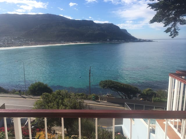 Rockridge Marina Lookout