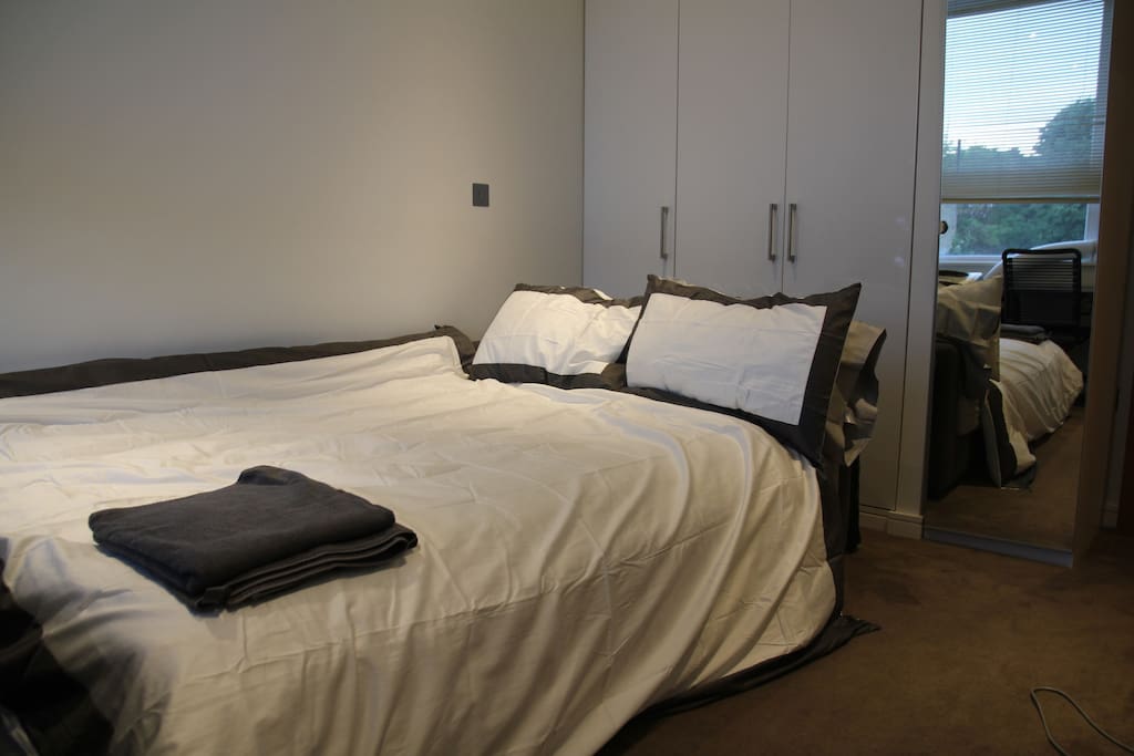 Double Bed