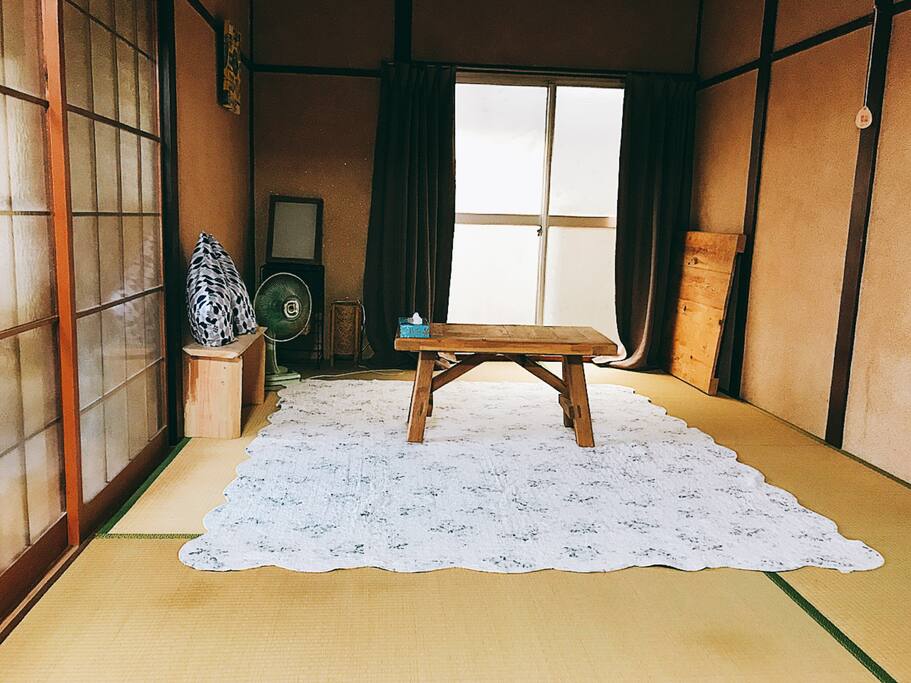 Room1