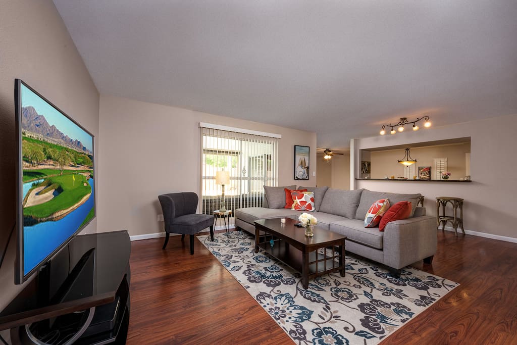 Cozy living room for watching your favorite movies!