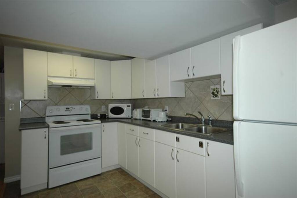 Shared fully equipped kitchen to cook your meals.