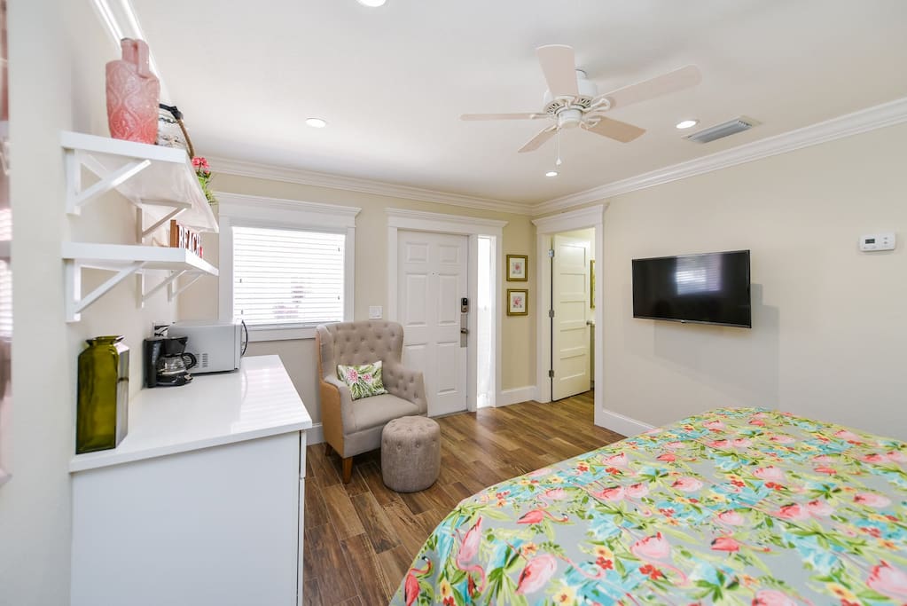 Kitchenette, Sitting Area, and Large HDTV