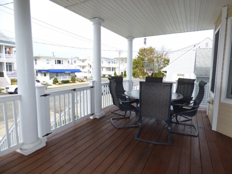 Big Front Porch