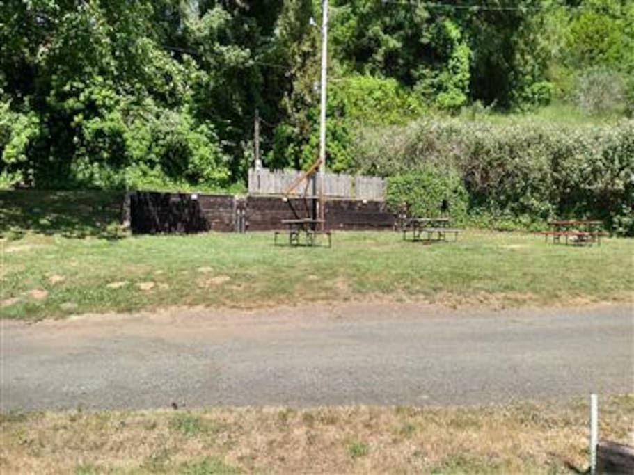 There are two tent sites here. Both have water and electricity.