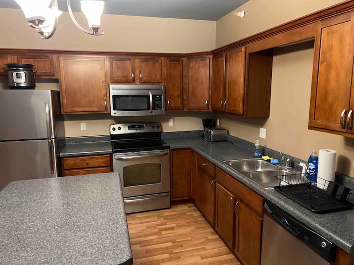 Ames Vacation Rentals & Homes Iowa, United States Airbnb