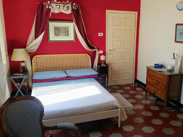 delicious and cozy flat in Piacenza