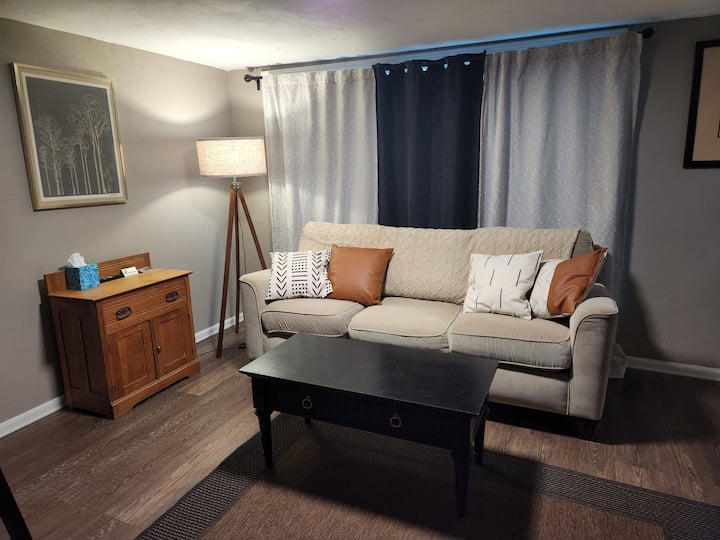 10th Avenue Studio - Eugene, OR