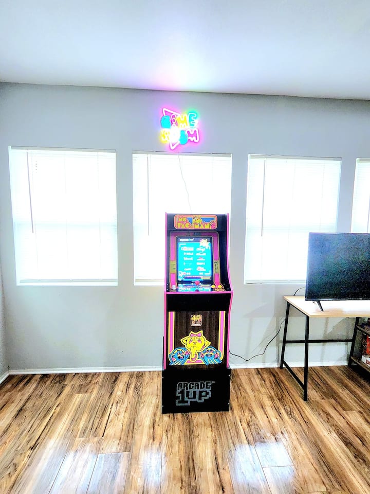 Top 10 Airbnb Vacation Rentals Near Eagle Mountain Lake, Texas