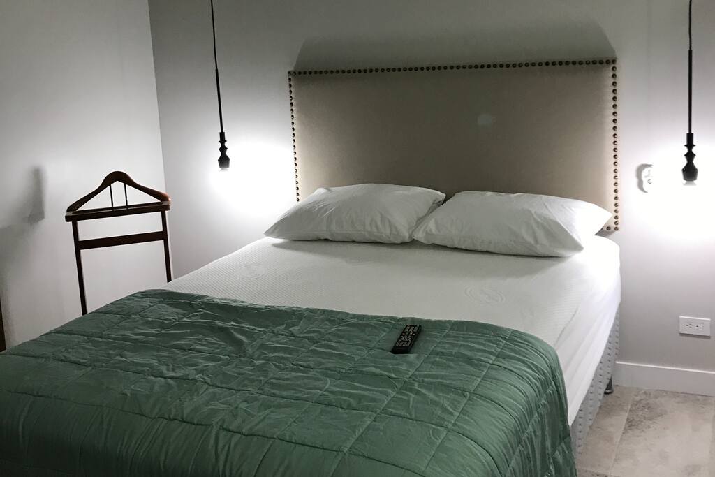 Espaciosa Habitación de 20 mts cuadrados.