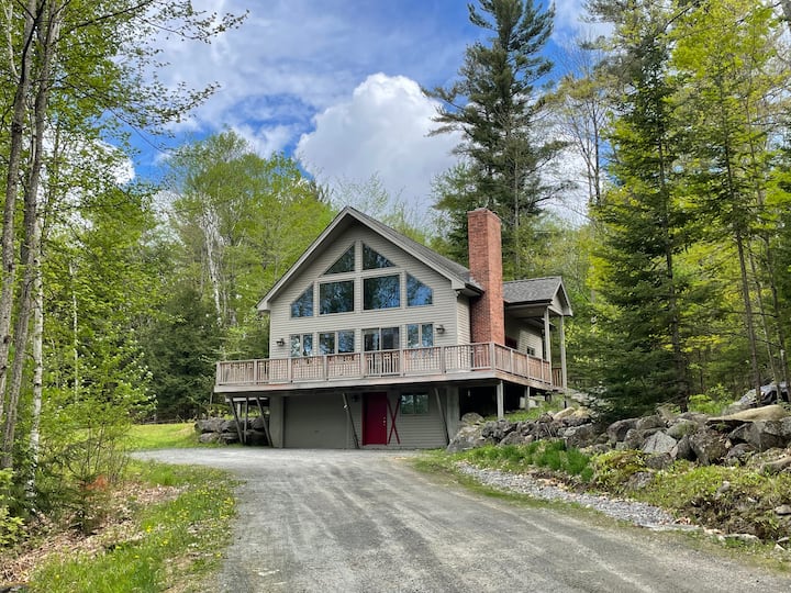 Mountain chalet with lake access Houses for Rent in Sunapee, New