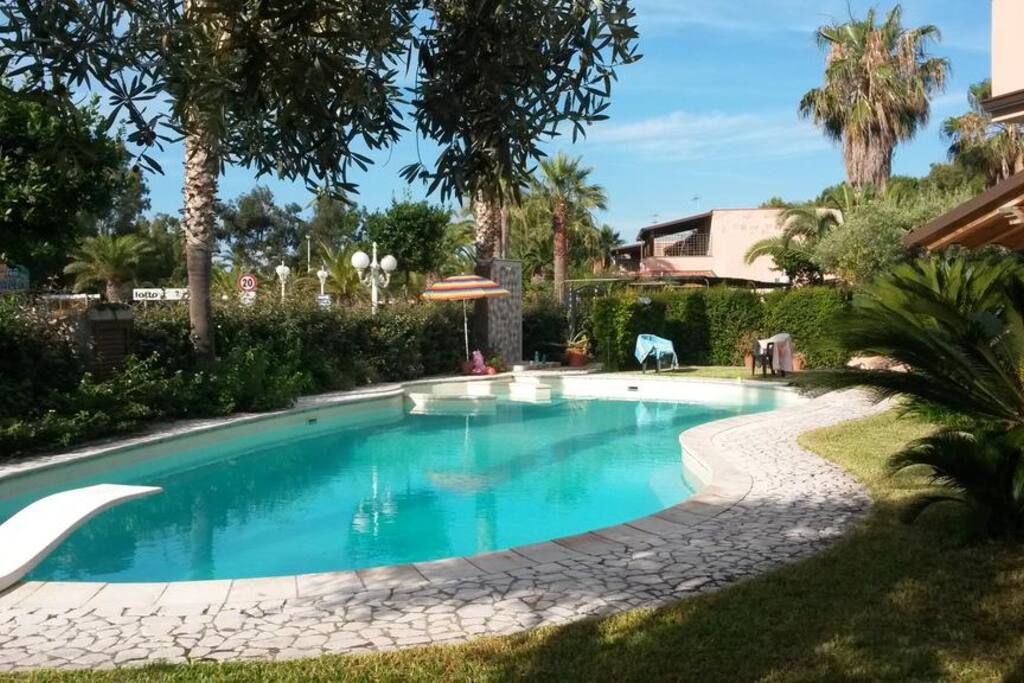 Piscina condominiale