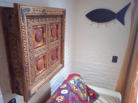 Top Airbnb: Two-story house with a terrace and minibar. en Punta Rubia