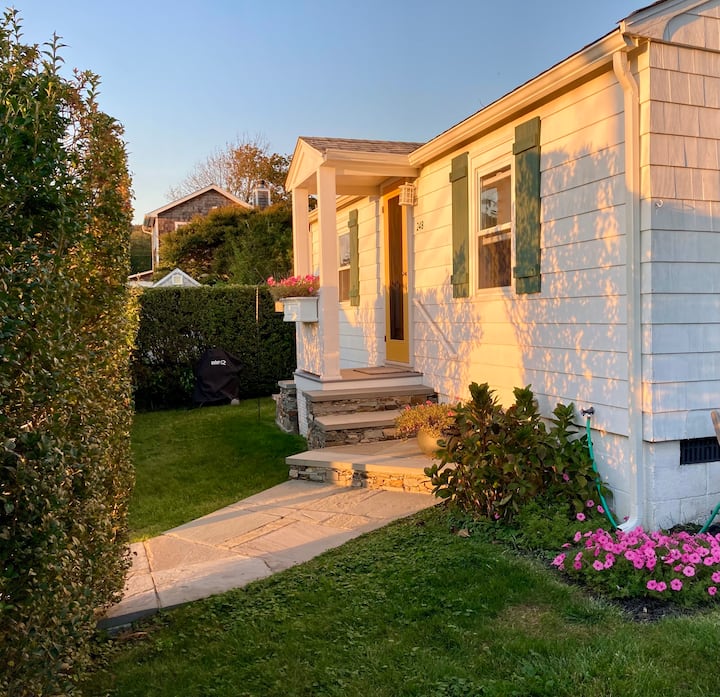 Maidford River Vacation Rentals & Homes Middletown, RI Airbnb