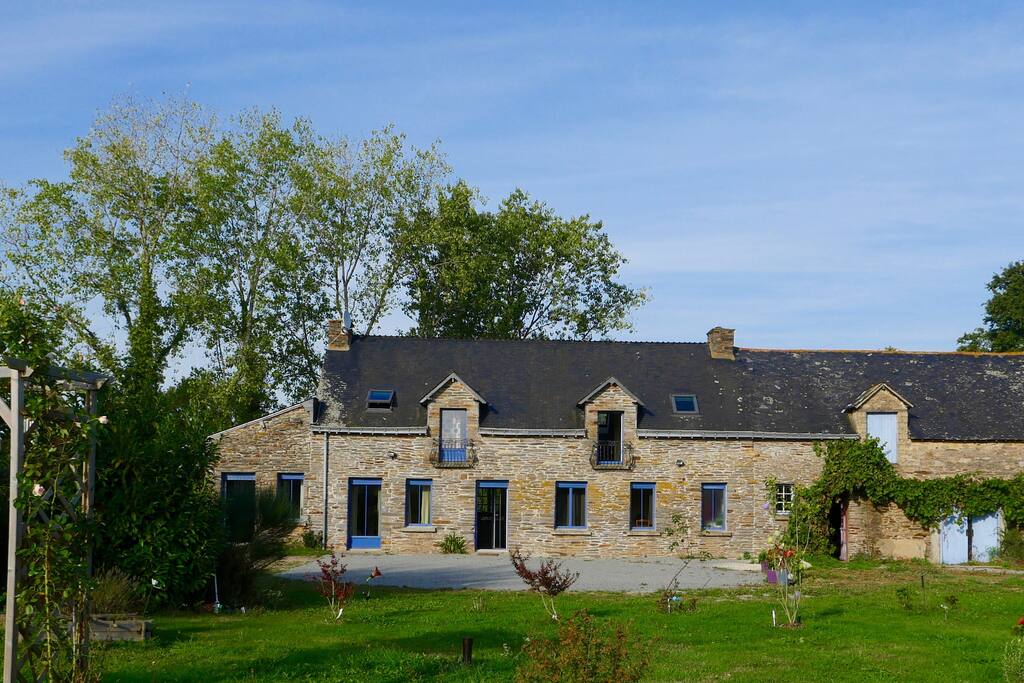 LA LONGERE DE LA CROIX