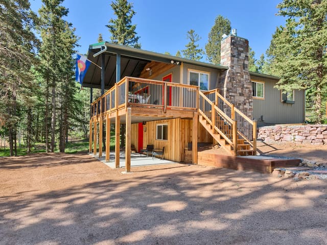 BRAND NEW house, private mountain lot, beautiful!