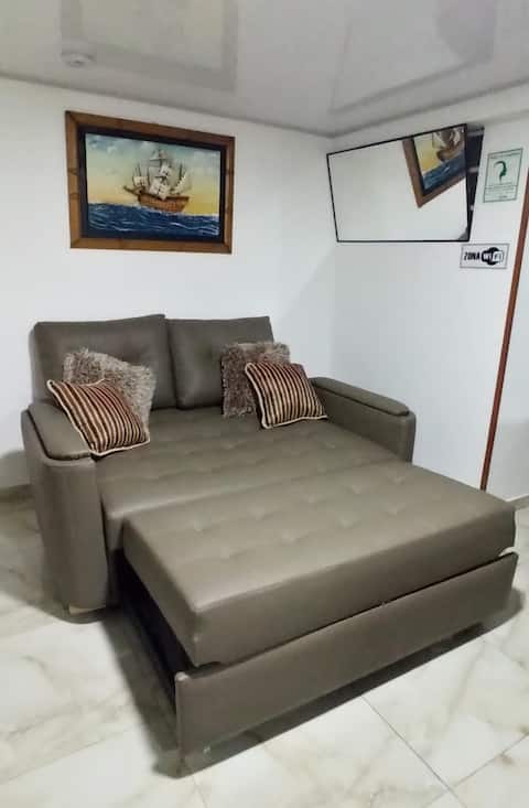 Successful Airbnb property: Close to El Salitre Sports Unit and Airport in Bogotá Distrito Capital Municipio