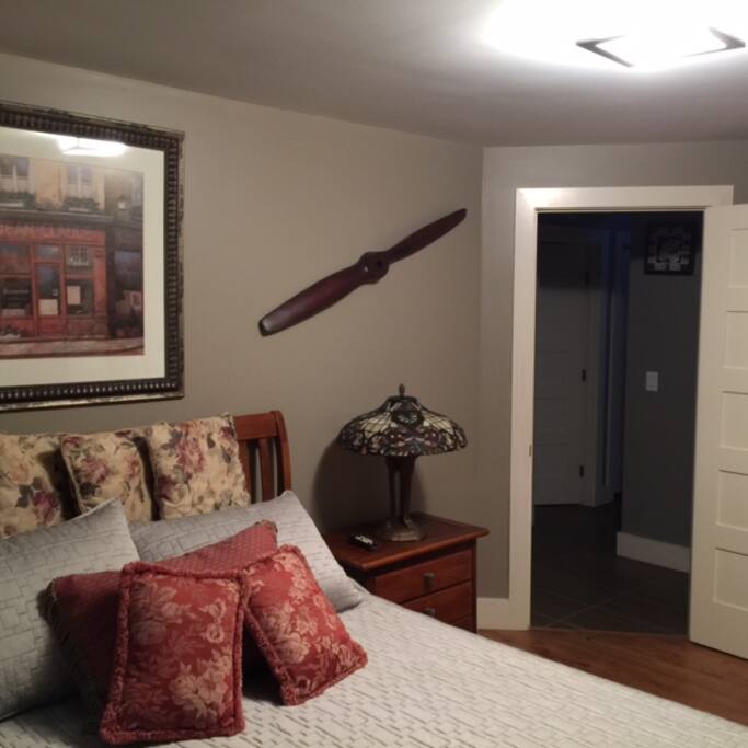 Passage to bathroom