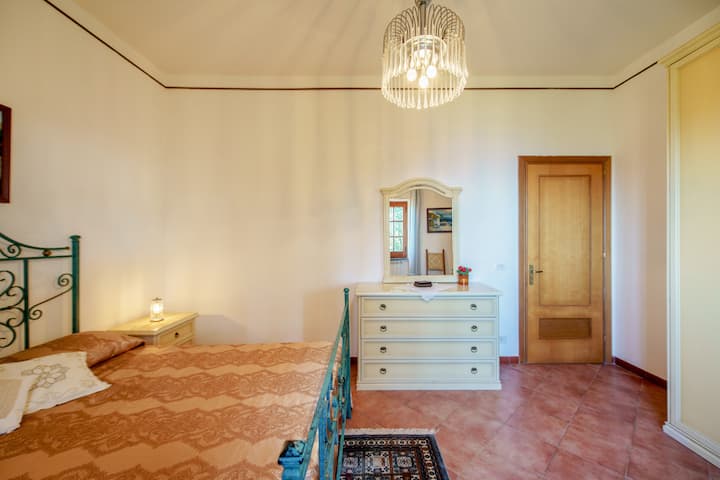 Upstairs double bedroom, spacious and light with beautiful views