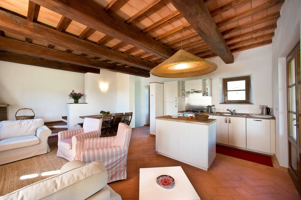 Open plan living area upon entrance
