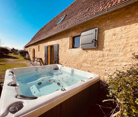 Le Logis de Saint-Chamassy, 4* gîte