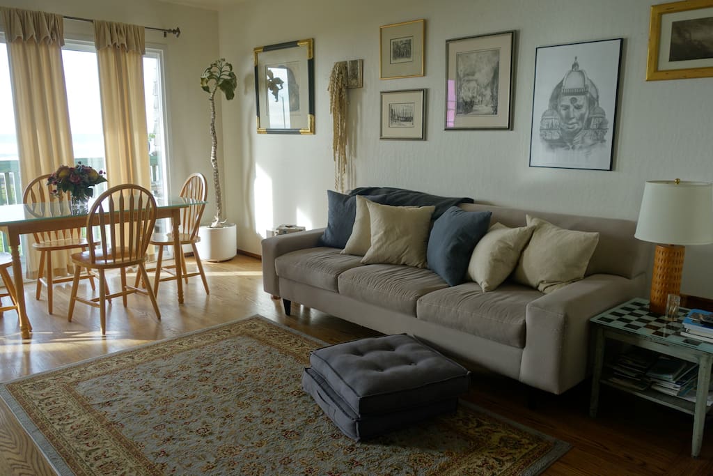 Living room.