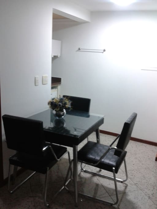 SALA.