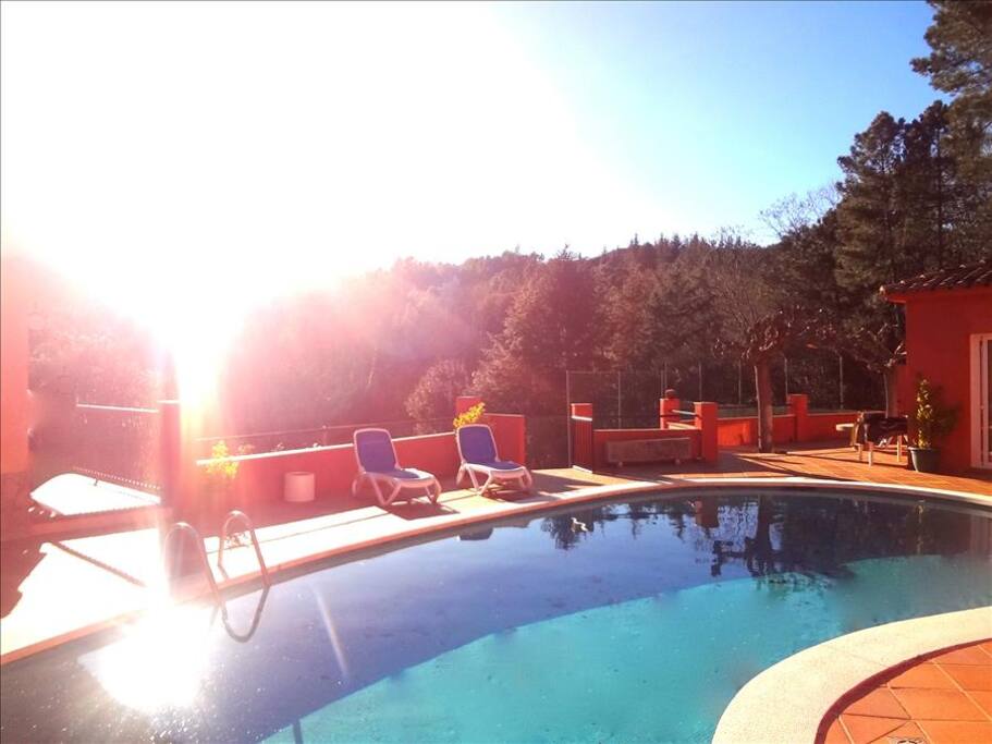 Fantastic swimming pool to enjoy the Spanish sun