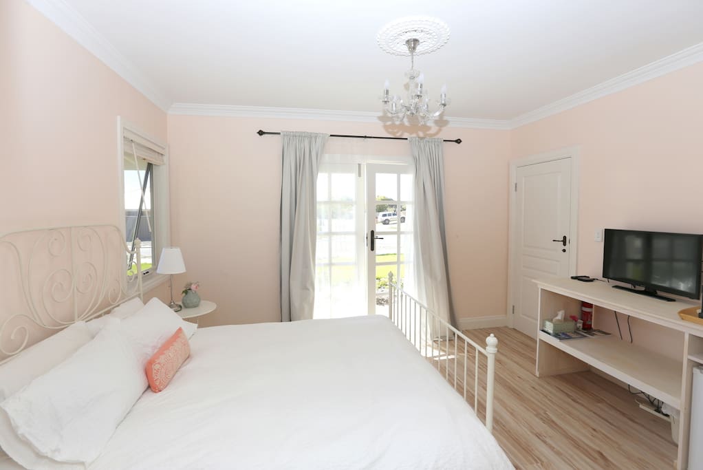 Comfy Queensize Bed