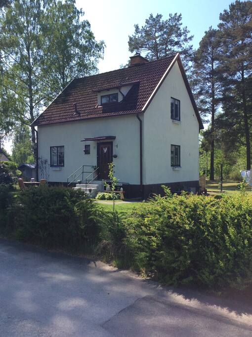 Voorzijde van het huis. Welkom!