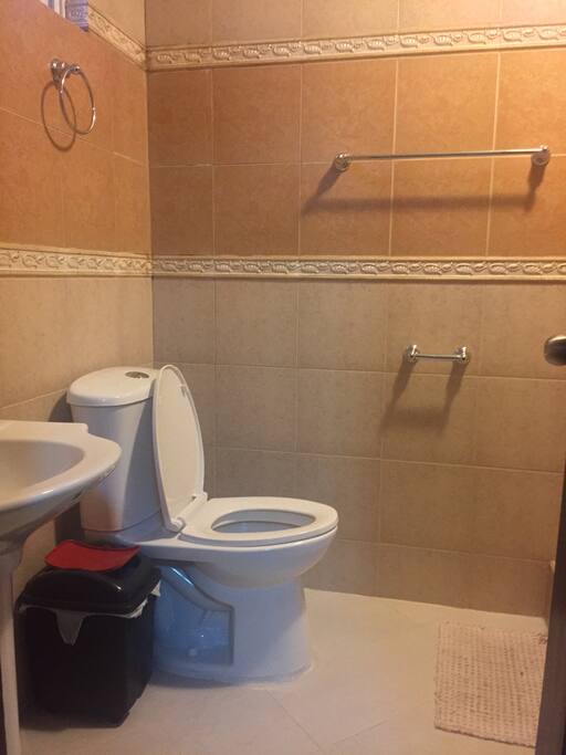 Toilet & Bath