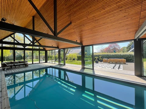 Breton Guest House, Heated Pool & Sauna
