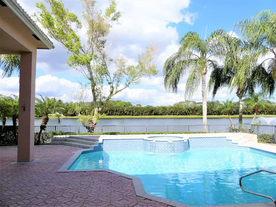 Water Views, Pool with Spa, Welcome to Florida