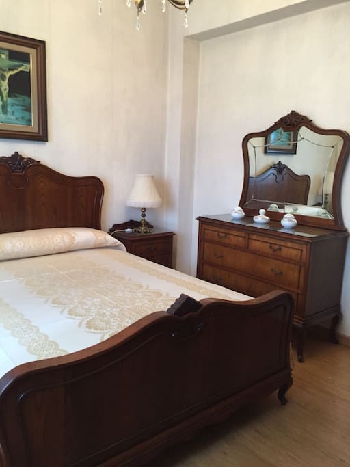 Hab. 1 c/ cama matrimonio