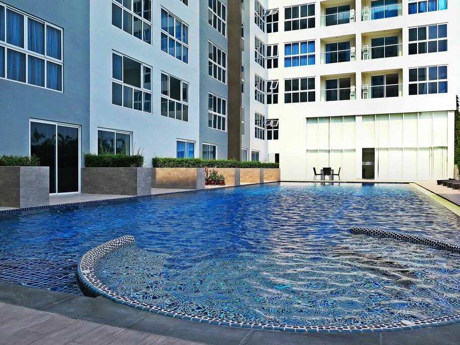 Full-sized (8 x 25m) Swimming Pool is luxurious.