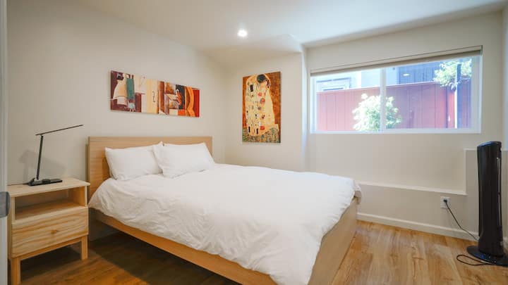 The Klimt room. Queen size bed equipped with a Tuft and Needle Mattress.  