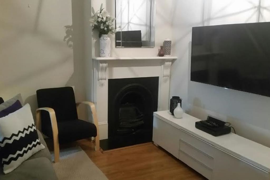 Lounge 2