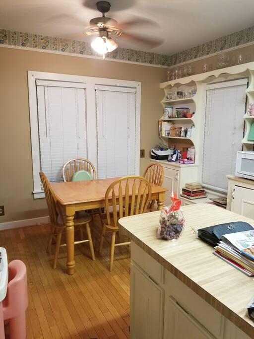 Kitchen/Dining